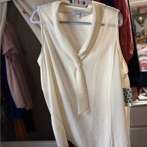 Meera Lane Sleeveless Blouse